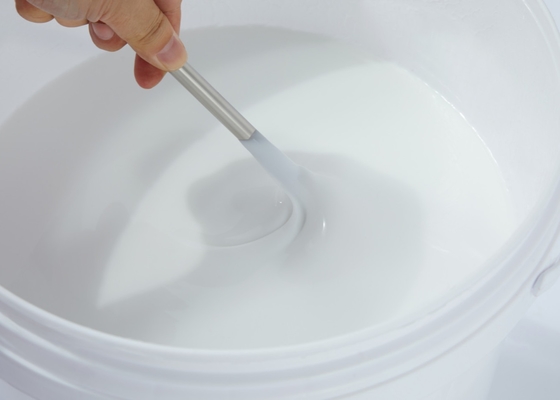 Good price Lớp phủ polyurethane mang nước thân thiện với môi trường cho in bao bì / xử lý bề mặt trực tuyến