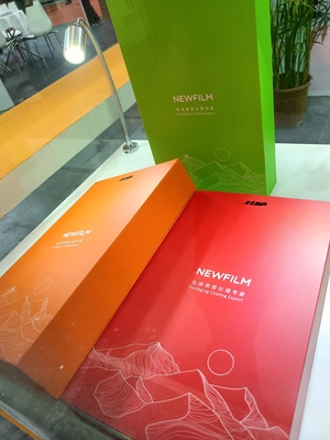 Good price Bộ phim chuyển tiếp sinh thái sang trọng: bề mặt mờ kết cấu nano / bảo vệ tháo gỡ sinh học, lõi xanh tròn cho bao bì sinh thái sang trọng trực tuyến