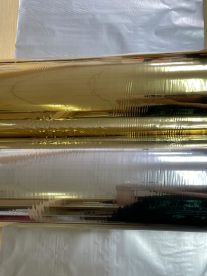 Good price Bộ phim polyester kim loại lấp lánh đặc tính ngăn chặn tuyệt vời cho các hộp giấy in trực tuyến